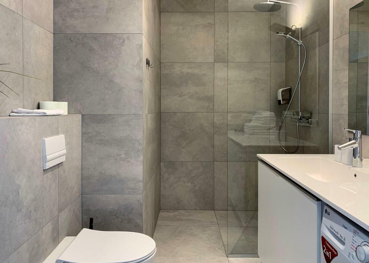 Orange Apartments Tower & Free Parking Reval Esterno foto
